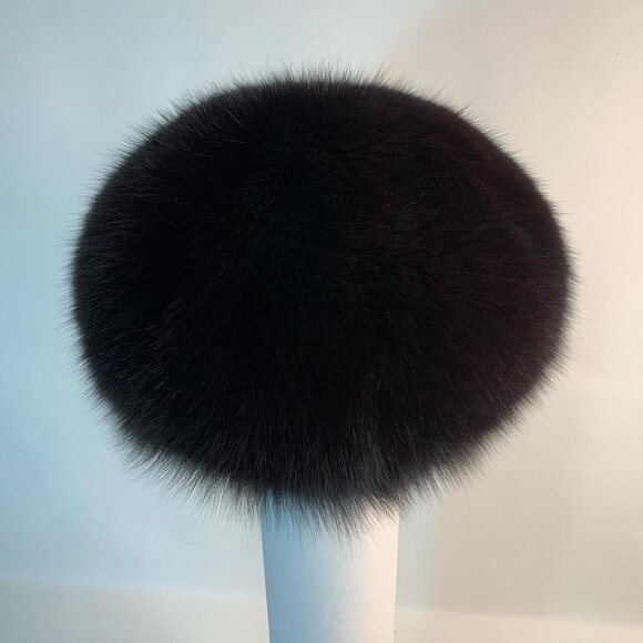 Ultra-plush black full-fur Cossack-style beanie hat